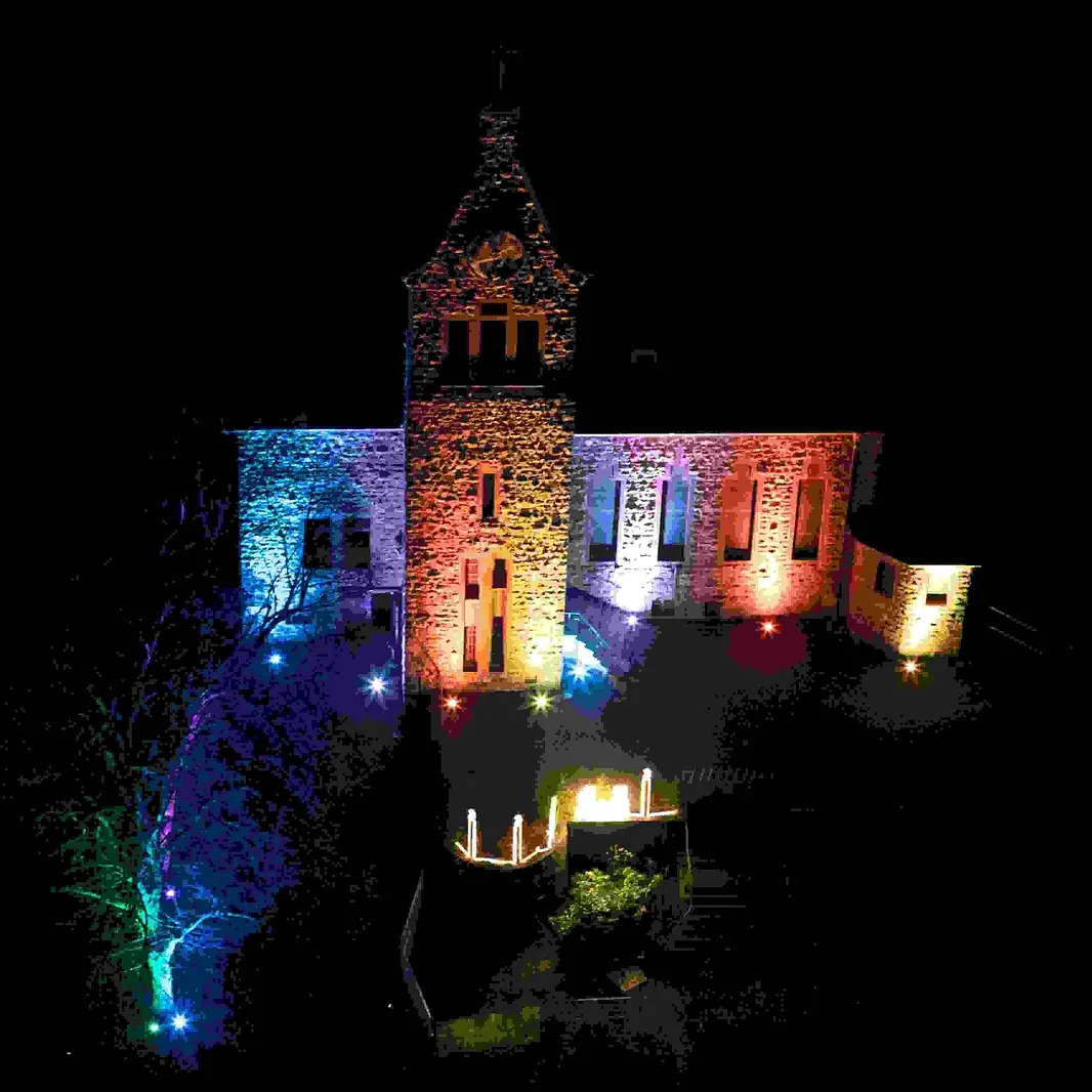 Illuminierte Kirche