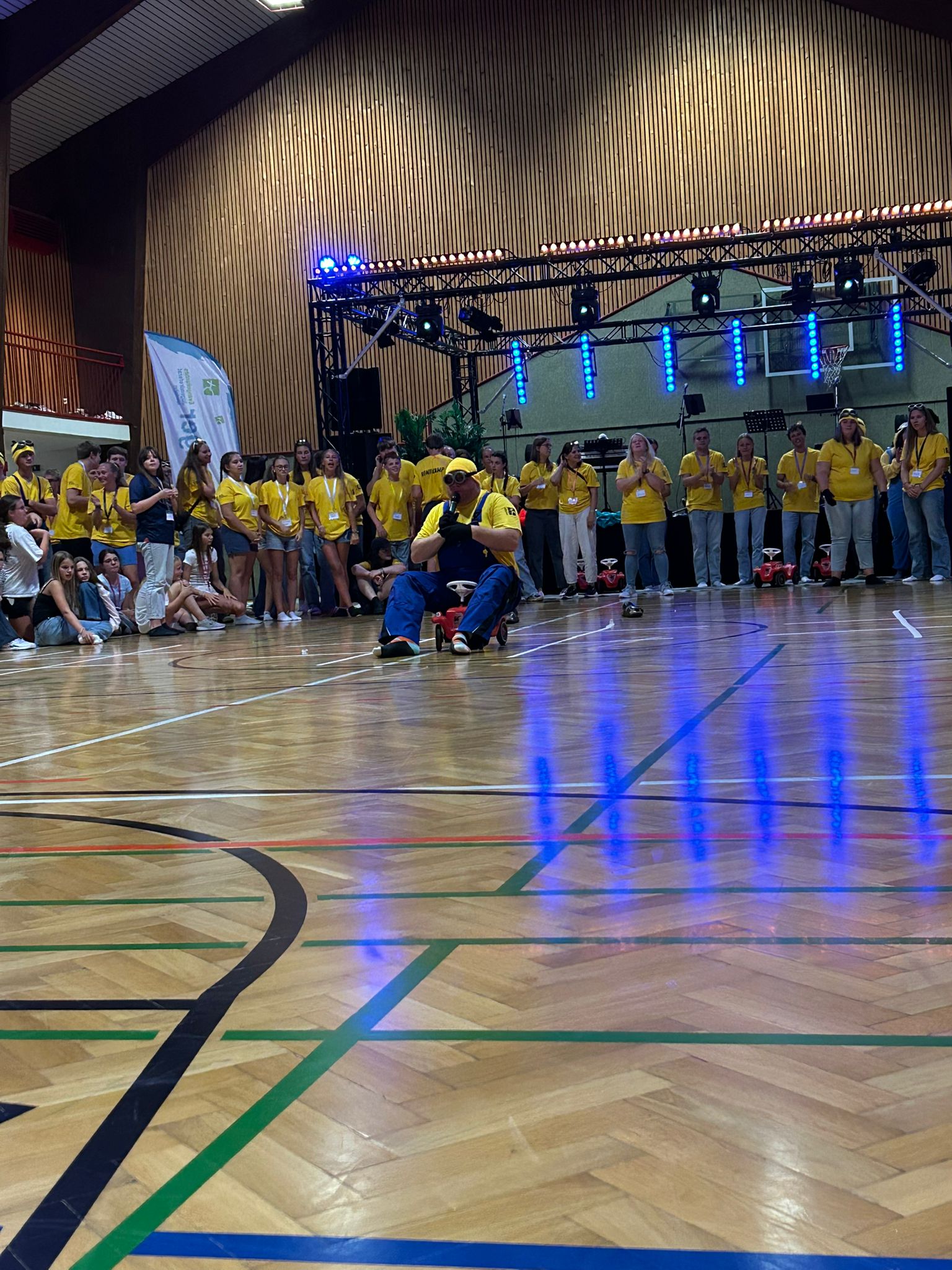 Impressionen zum Konficamp: viele Minions