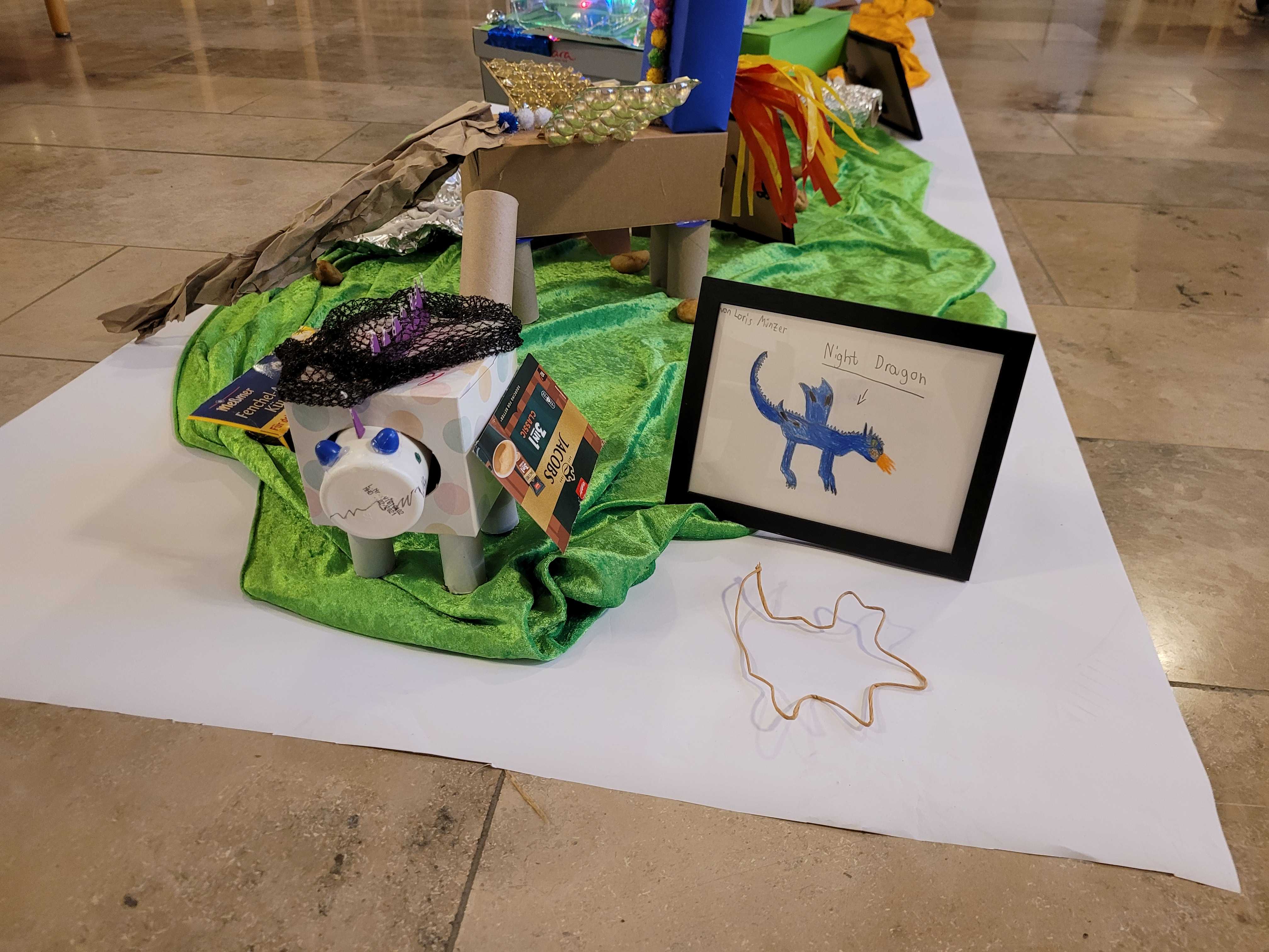 Foto: gebastelte Drachen