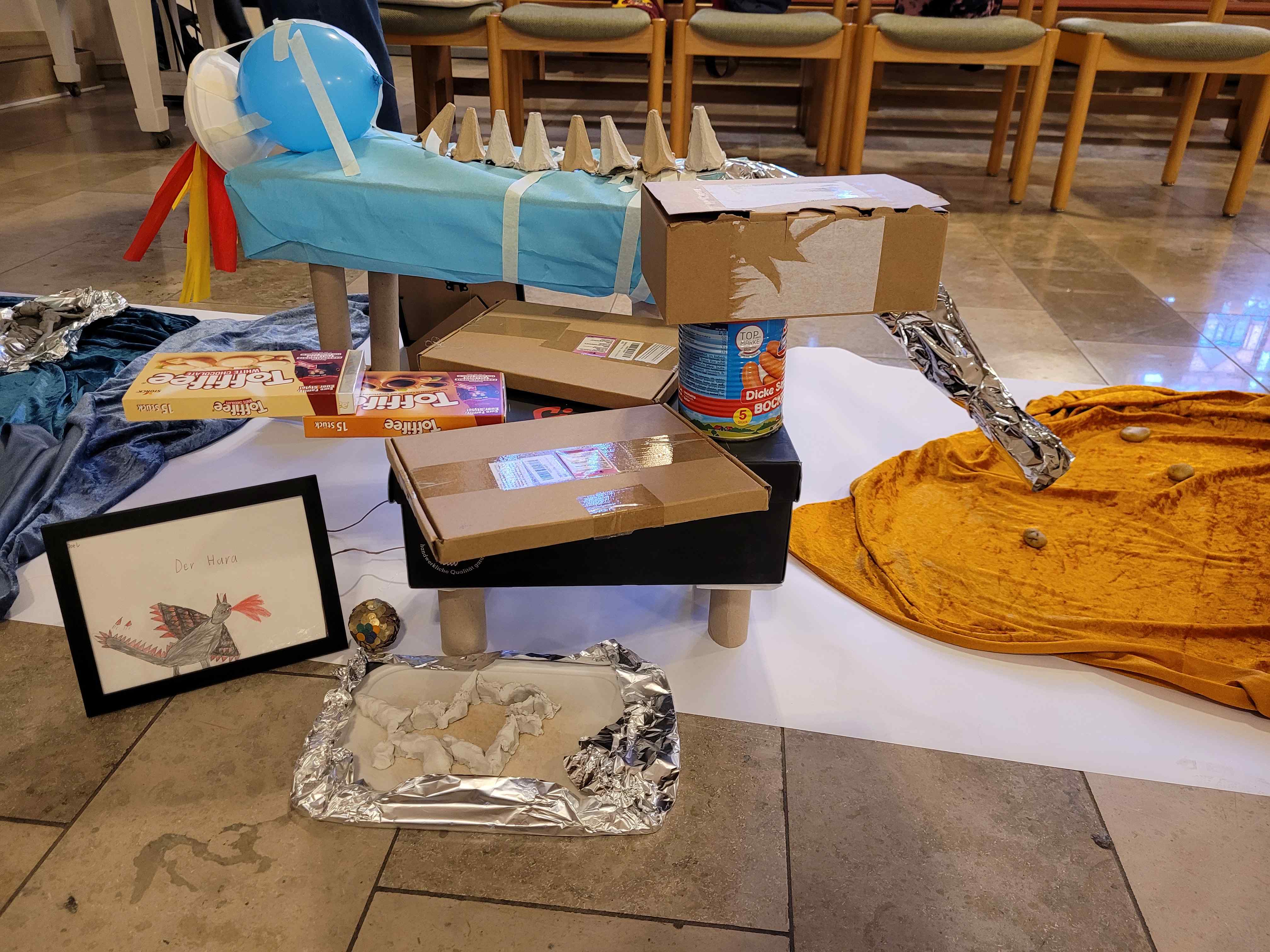 Foto: gebastelte Drachen