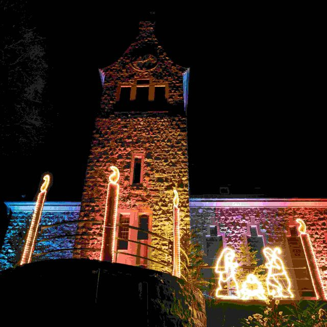 Illuminierte Kirche